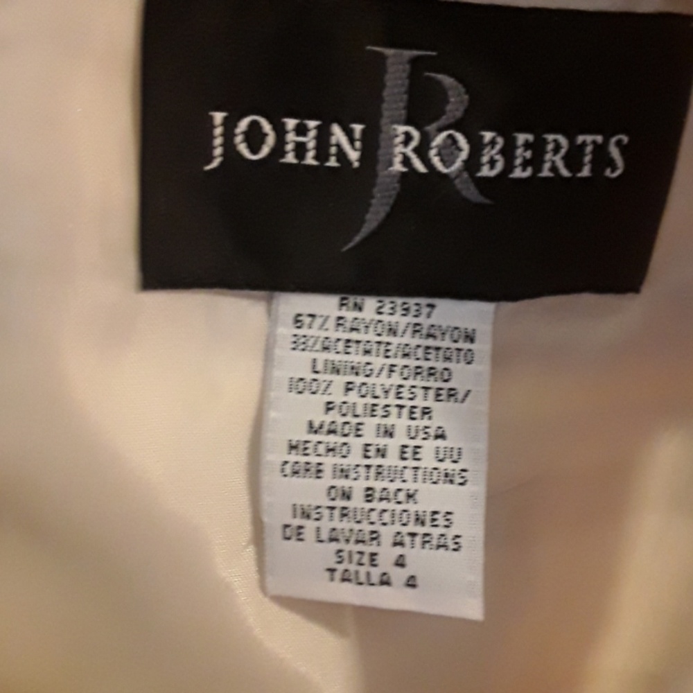 CLASSIC DRESS - Picture 2 of 4